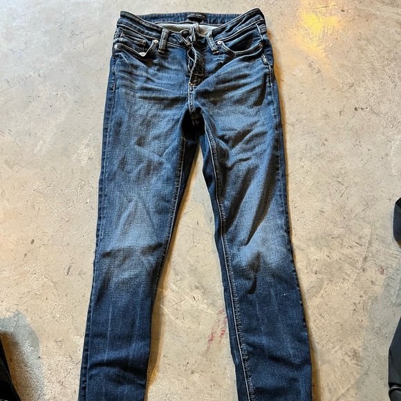 Silver jeans - Picture 2 of 3